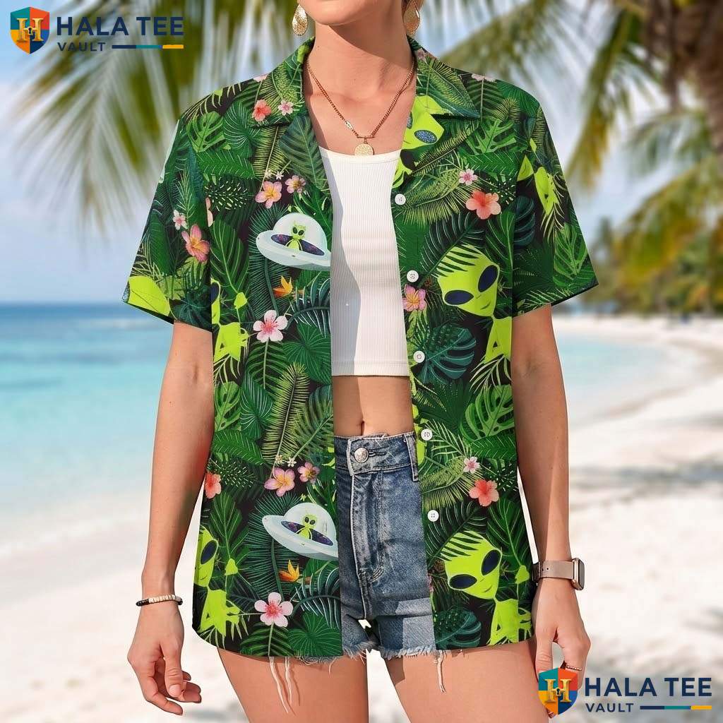 Green Alien Short-sleeve button-up shirt Mens Funny Novelty Summer Beach Party Apparel