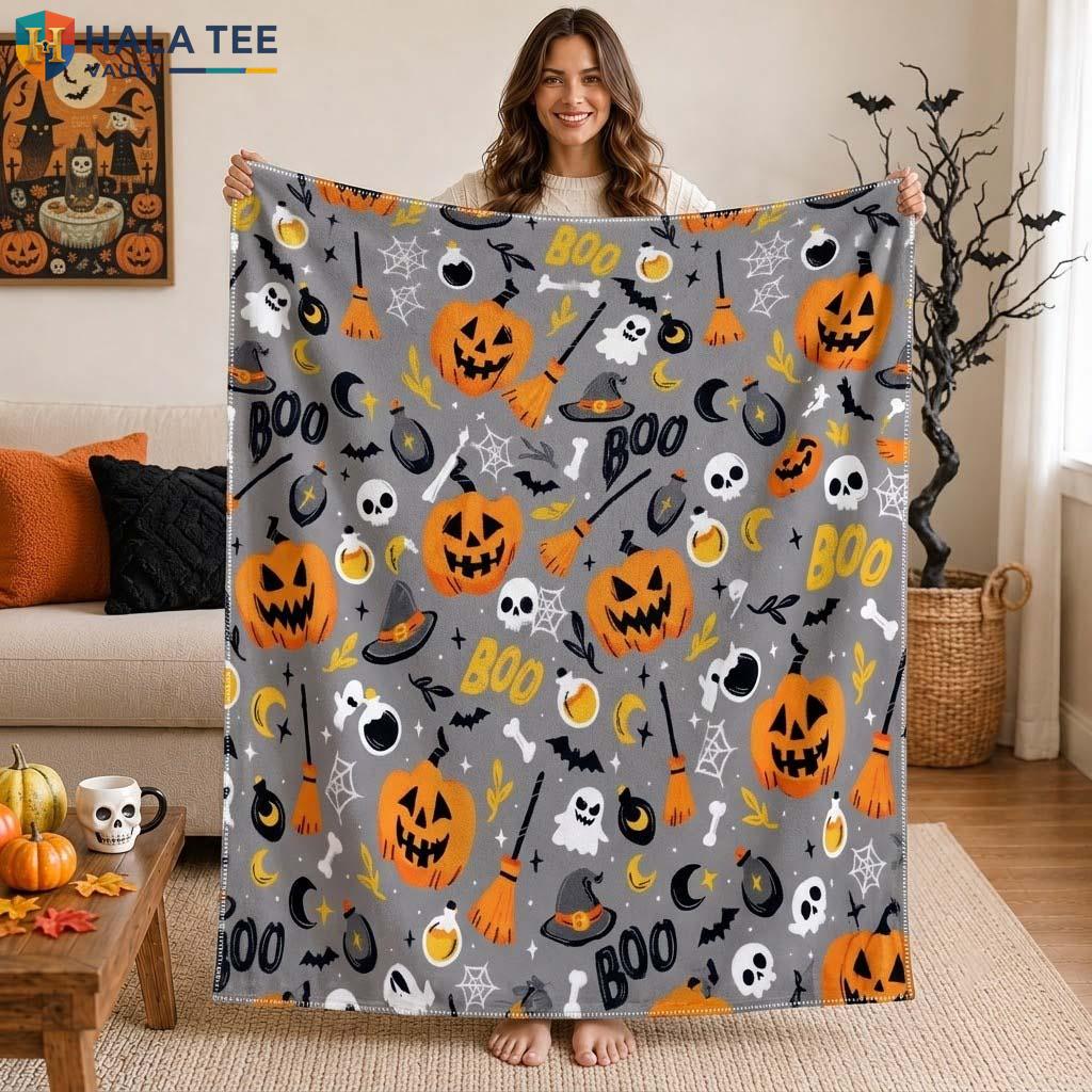 Grey Pumpkin Ghost Halloween Fleece Blanket Soft Cozy Spooky Party Throw
