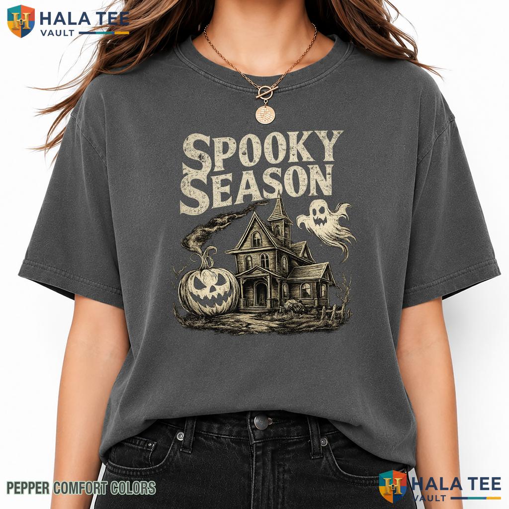 Haunted House Spooky Comfort Colors T Shirt Retro Halloween Ghost Pumpkin Top Relaxed Fit Tee