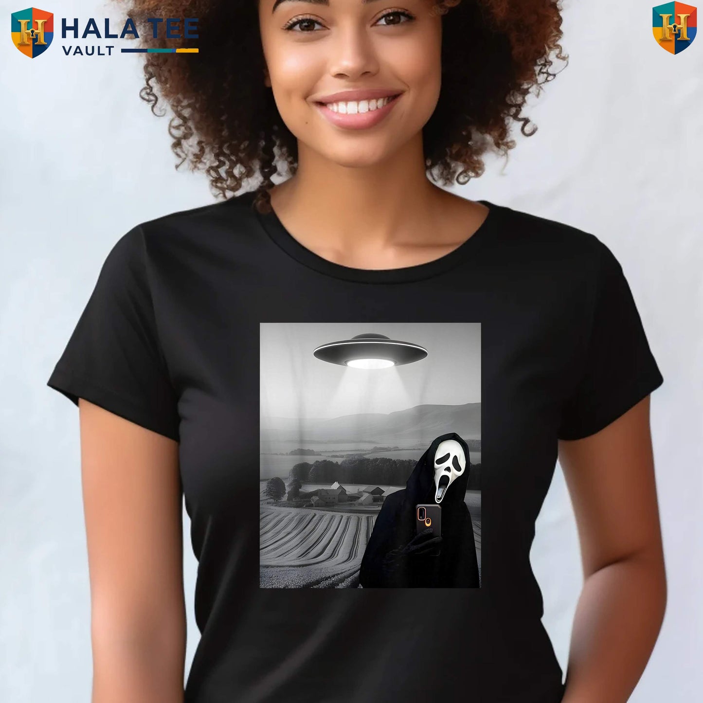 Horror Ghost Selfie Alien Shirt Cute Scary Face UFO Funny Halloween Apparel