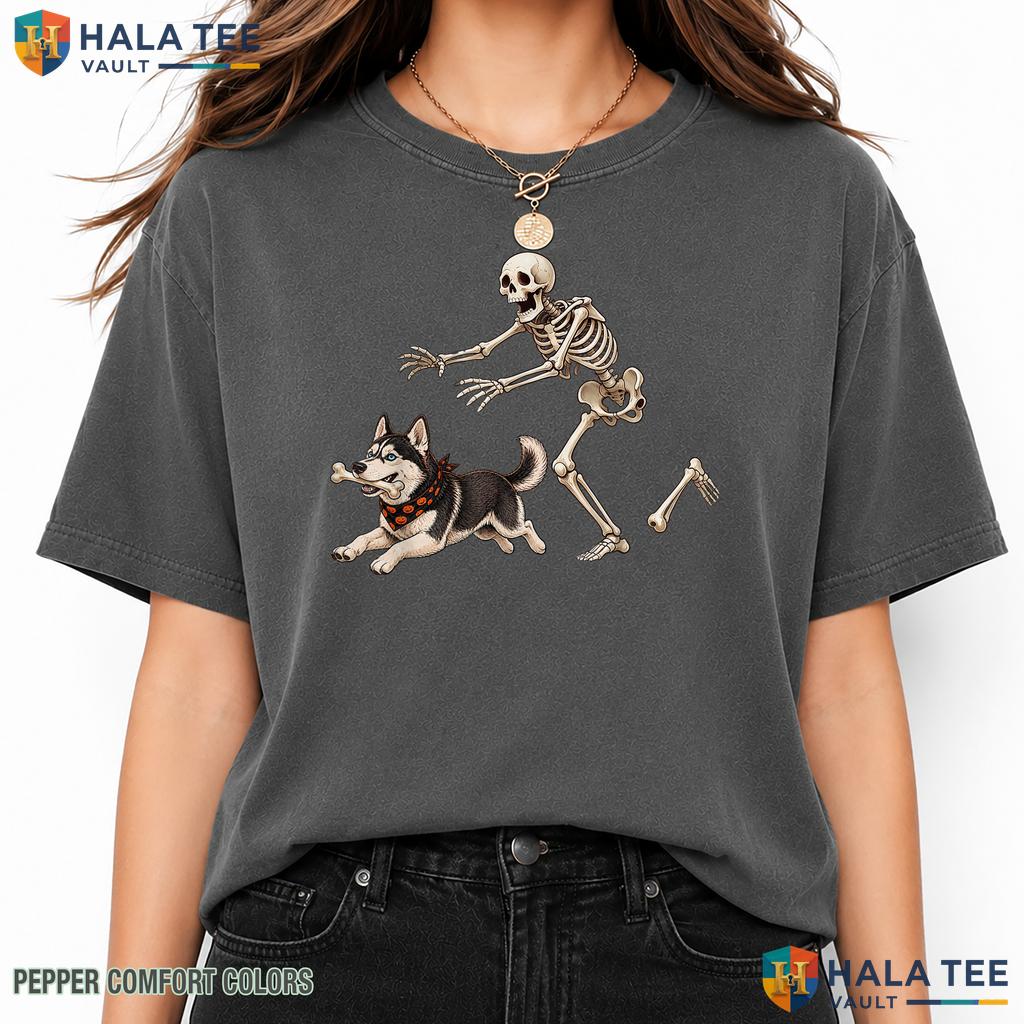 Husky Stealing Bone Skeleton Garment-Dyed T-Shirt Funny Halloween