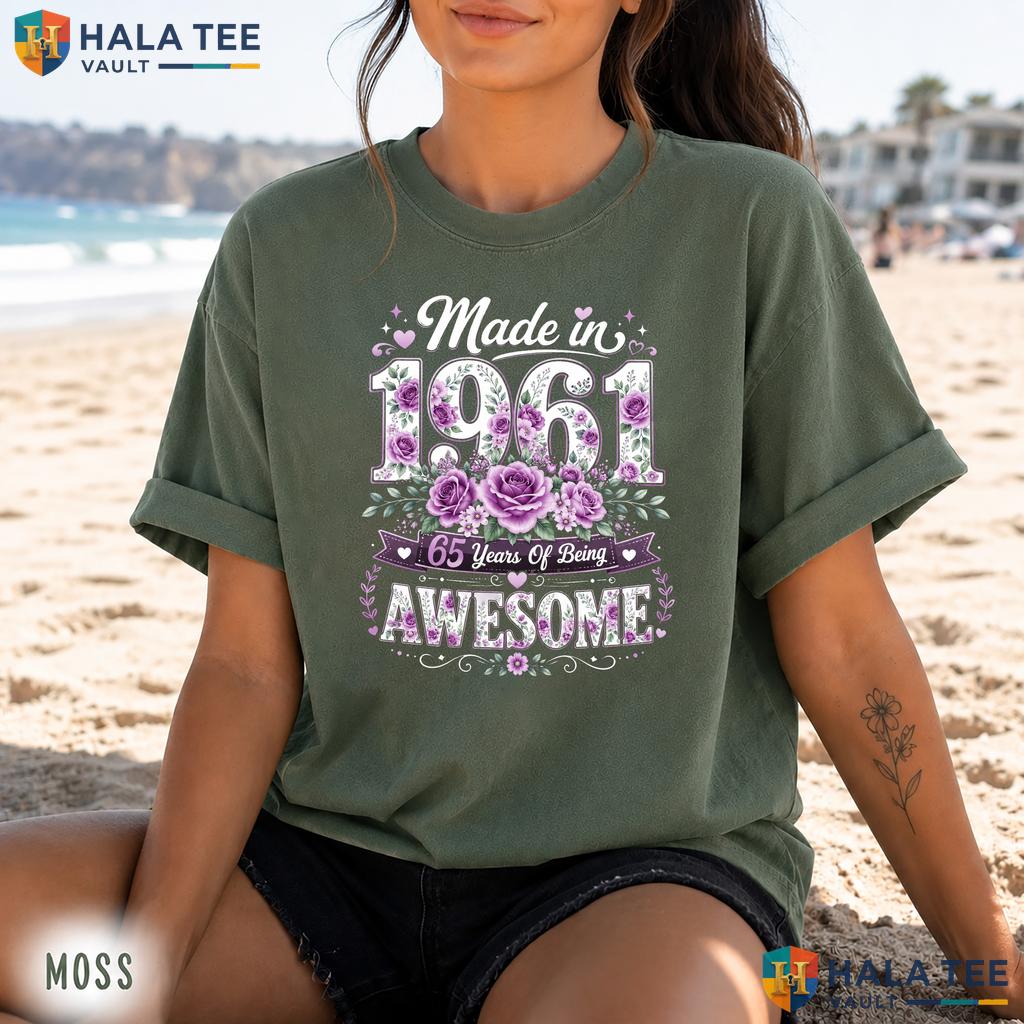 Made In 1961 Retro Style T-Shirt Floral 65 Year Old 65th Birthday Women