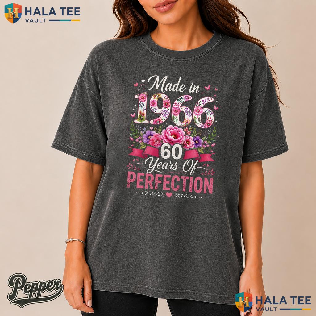 Made In 1966 Comfort Colors T-Shirt Floral 60 Year Old 60th Birthday Women