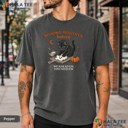 Spooky Biscuits Club Cat Comfort Colors T-Shirt Retro Pastry Halloween Top