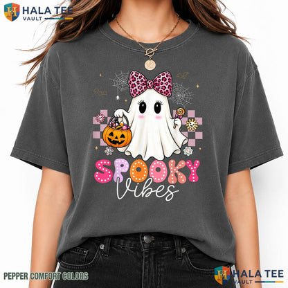 Spooky Vibes Ghost Costumes Garment-Dyed T-Shirt Groovy Halloween