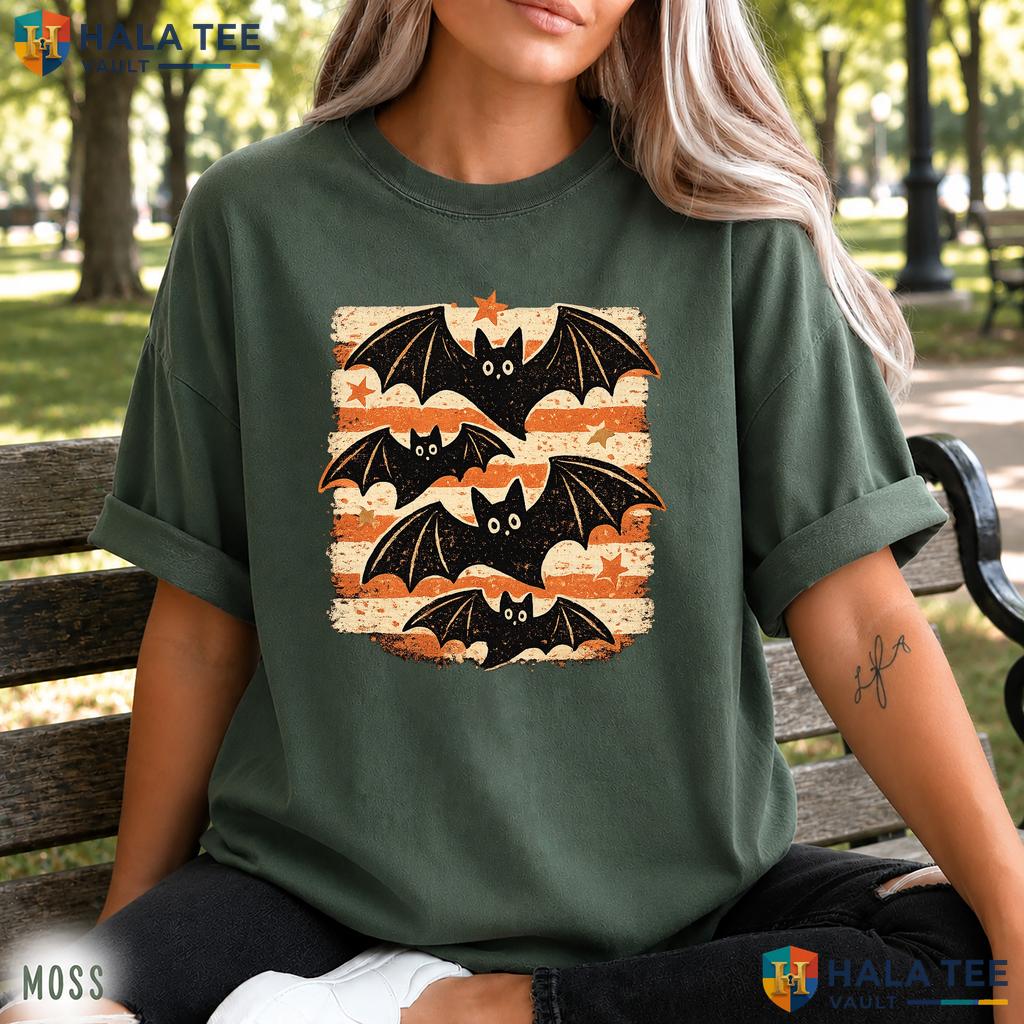 Vintage Bat Cottagecore Comfort Colors T Shirt Retro Spooky Season Goth Top